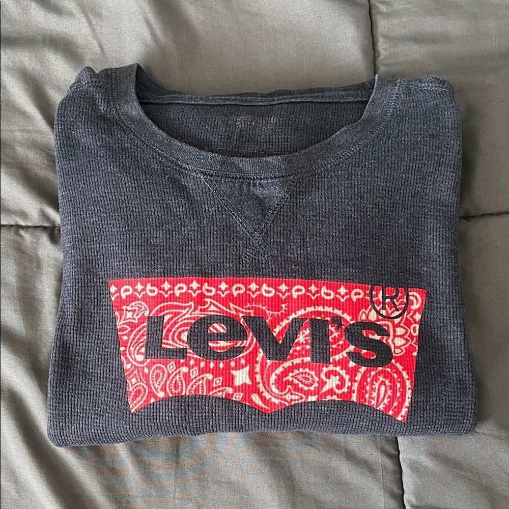Levi’s Bandana Print Waffleknit Long Sleeve TShirt *estimated size large